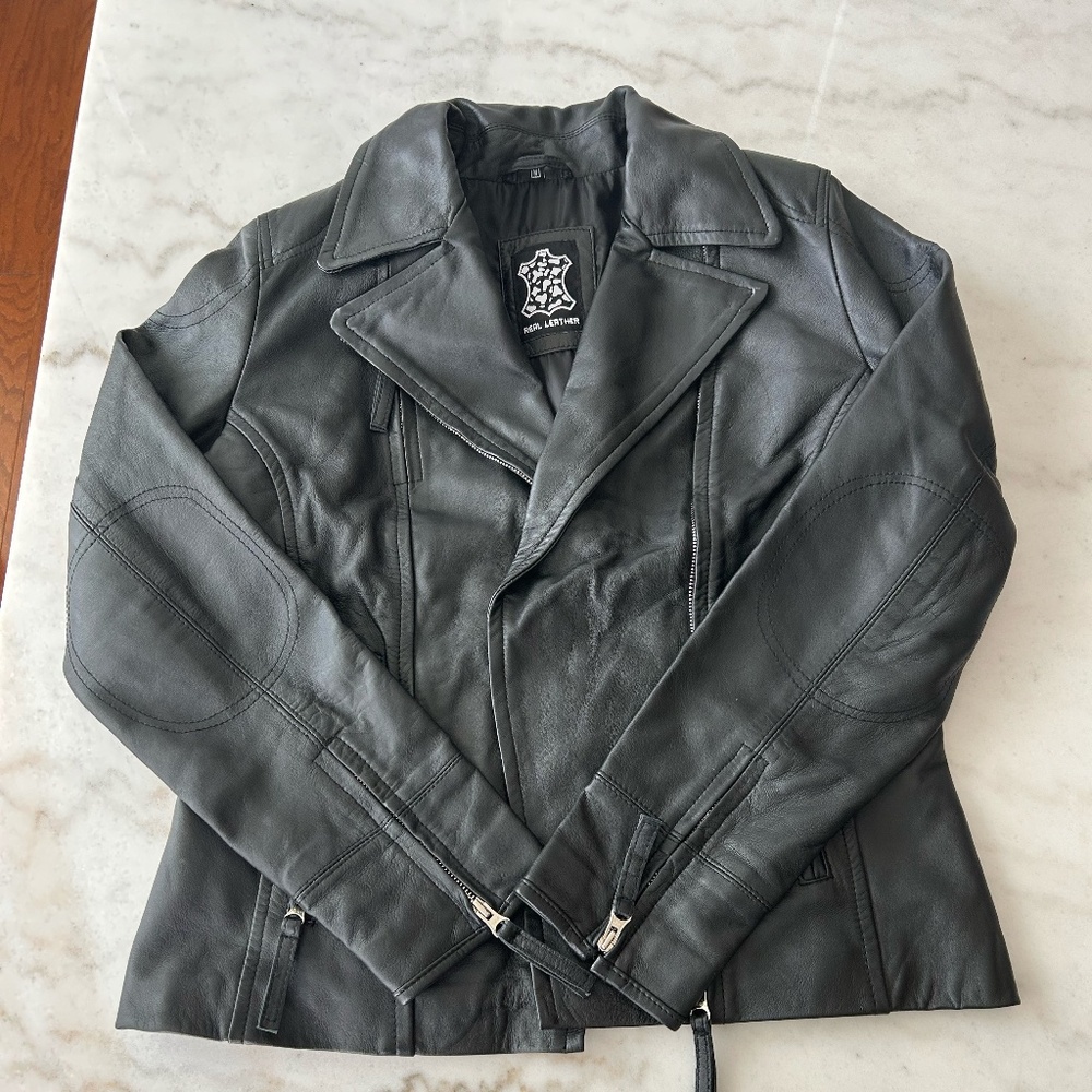 Leather jacket - Picture 5 of 9